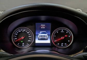 Подержанный автомобиль Mercedes-Benz GLC Coupe 2019 года (16 фото)