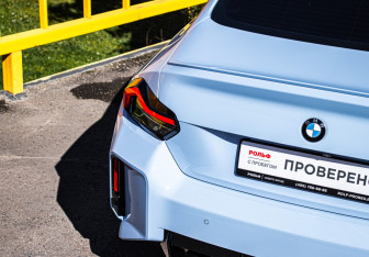 Подержанный автомобиль BMW M2 2023 года (16 фото)