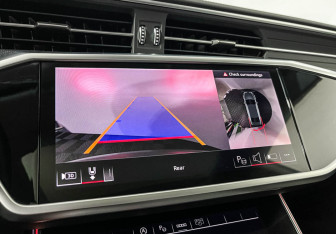 Подержанный автомобиль Audi A7 2023 года (20 фото)