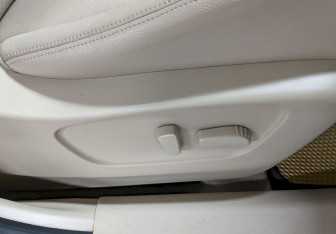 Подержанный автомобиль Nissan X-Trail 2015 года (22 фото)