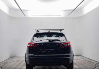 Подержанный автомобиль Nissan Qashqai 2018 года (6 фото)