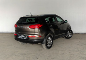 Подержанный автомобиль Kia Sportage 2014 года (6 фото)