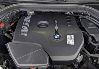 Подержанный автомобиль BMW X4 2019 года (9 фото)