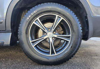 Подержанный автомобиль Kia Sorento 2014 года (20 фото)