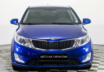 Подержанный автомобиль Kia Rio Sedan 2013 года (2 фото)