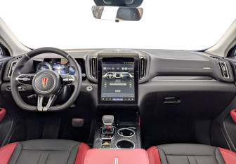 Новый Hongqi HS3 2025 (10 фото)