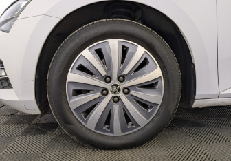 Подержанный автомобиль Skoda Superb Liftback 2021 года (12 фото)