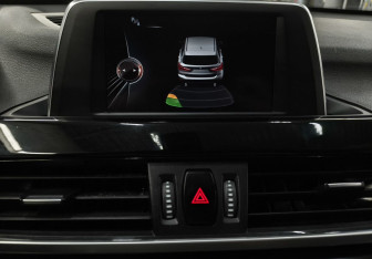 Подержанный автомобиль BMW X1 2017 года (14 фото)