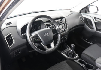 Подержанный автомобиль Hyundai Creta 2017 года (5 фото)