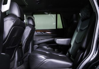 Подержанный автомобиль Cadillac Escalade Suv 2020 года (12 фото)