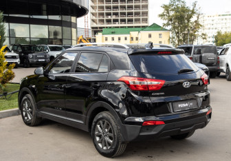 Подержанный автомобиль Hyundai Creta 2021 года (5 фото)