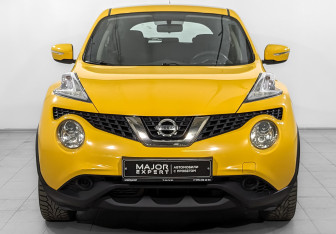 Подержанный автомобиль Nissan Juke 2015 года (2 фото)