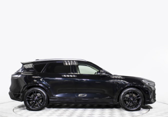 Подержанный автомобиль Voyah Free 2023 года (4 фото)