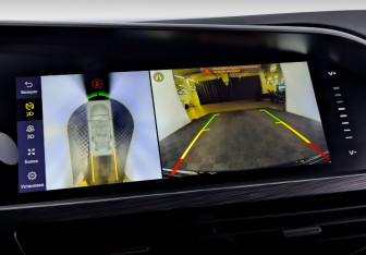 Подержанный автомобиль Geely Tugella 2023 года (30 фото)