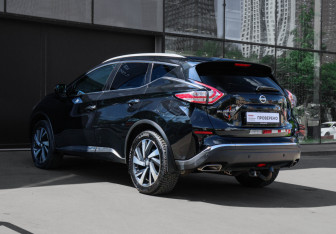 Подержанный автомобиль Nissan Murano Suv 2019 года (6 фото)