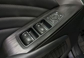 Подержанный автомобиль Haval F7 2024 года (12 фото)