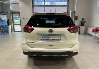 Подержанный автомобиль Nissan X-Trail 2020 года (4 фото)