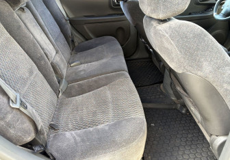 Подержанный автомобиль Hyundai Santa Fe 2001 года (11 фото)