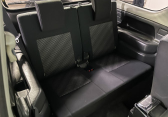 Подержанный автомобиль Suzuki Jimny 2018 года (12 фото)