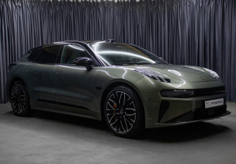 Подержанный автомобиль Zeekr 001 2024 года (3 фото)