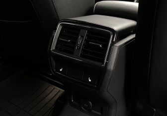 Подержанный автомобиль Skoda Karoq 2020 года (24 фото)