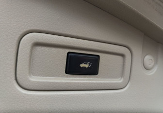 Подержанный автомобиль Nissan Murano Suv 2010 года (11 фото)