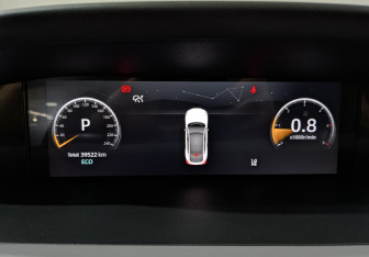 Подержанный автомобиль Changan UNI-V 2023 года (16 фото)