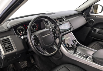 Подержанный автомобиль Land Rover Range Rover Sport 2020 года (15 фото)