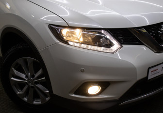 Подержанный автомобиль Nissan X-Trail 2018 года (24 фото)