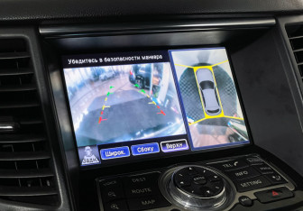 Подержанный автомобиль Infiniti FX 2011 года (16 фото)