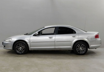 Подержанный автомобиль ГАЗ Volga Siber 2010 года (11 фото)