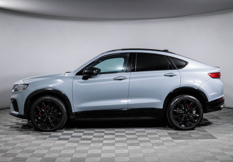 Подержанный автомобиль Geely Tugella 2023 года (8 фото)