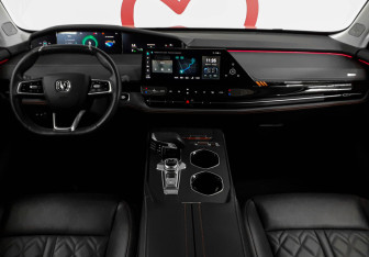 Подержанный автомобиль Changan UNI-K 2022 года (8 фото)