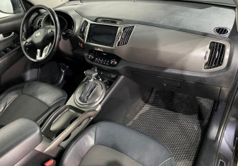 Подержанный автомобиль Kia Sportage 2014 года (11 фото)