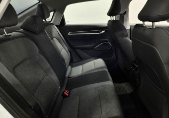 Подержанный автомобиль Geely Emgrand 2024 года (12 фото)