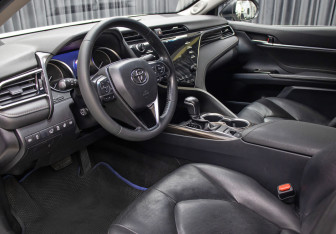 Подержанный автомобиль Toyota Camry Sedan 2020 года (15 фото)