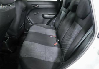 Подержанный автомобиль Suzuki Vitara 2015 года (9 фото)