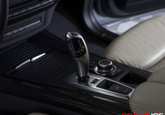 Подержанный автомобиль BMW X5 2010 года (18 фото)