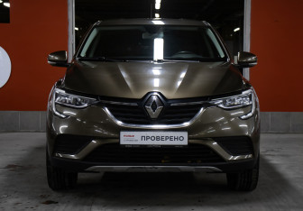 Подержанный автомобиль Renault Arkana 2021 года (2 фото)