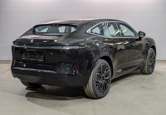 Новый Avatr 11 2025 (2 фото)