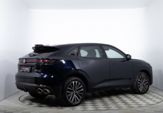 Подержанный автомобиль Changan UNI-K 2024 года (5 фото)