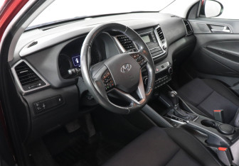 Подержанный автомобиль Hyundai Tucson 2016 года (9 фото)
