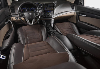 Подержанный автомобиль Hyundai i40 Sedan 2015 года (11 фото)