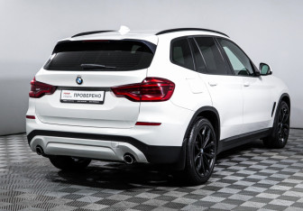 Подержанный автомобиль BMW X3 2018 года (5 фото)