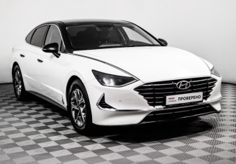 Подержанный автомобиль Hyundai Sonata 2020 года (3 фото)
