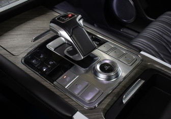 Подержанный автомобиль Tank 500 2023 года (18 фото)