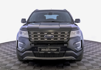 Подержанный автомобиль Ford Explorer 2017 года (2 фото)