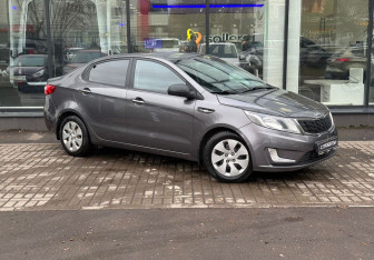 Подержанный автомобиль Kia Rio Sedan 2014 года (3 фото)