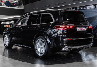 Новый Mercedes-Benz Maybach GLS 2025 (7 фото)