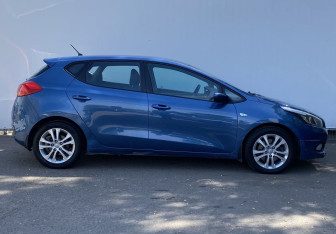 Подержанный автомобиль Kia Ceed Hatchback 2014 года (4 фото)